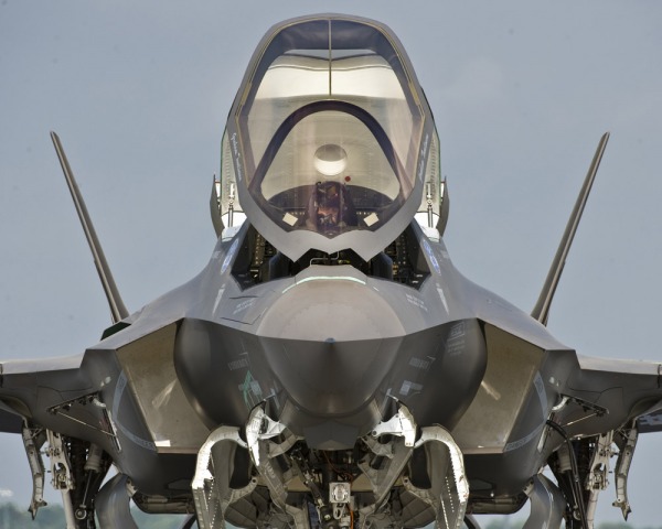 f35